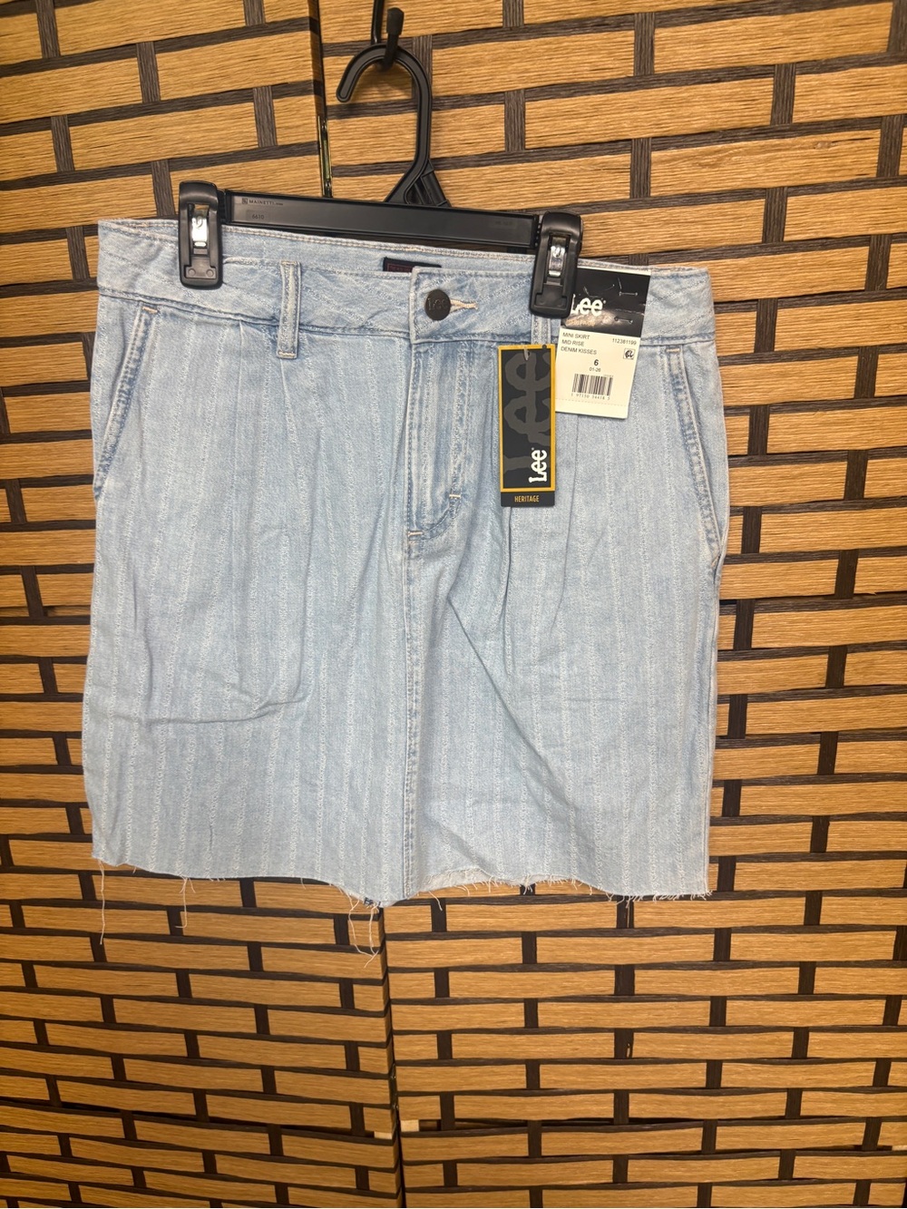 Lee Jean skirt size 6